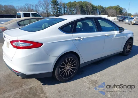 2016 Ford Fusion S из США, поврежденный, VIN 3FA6P0G72GR375641